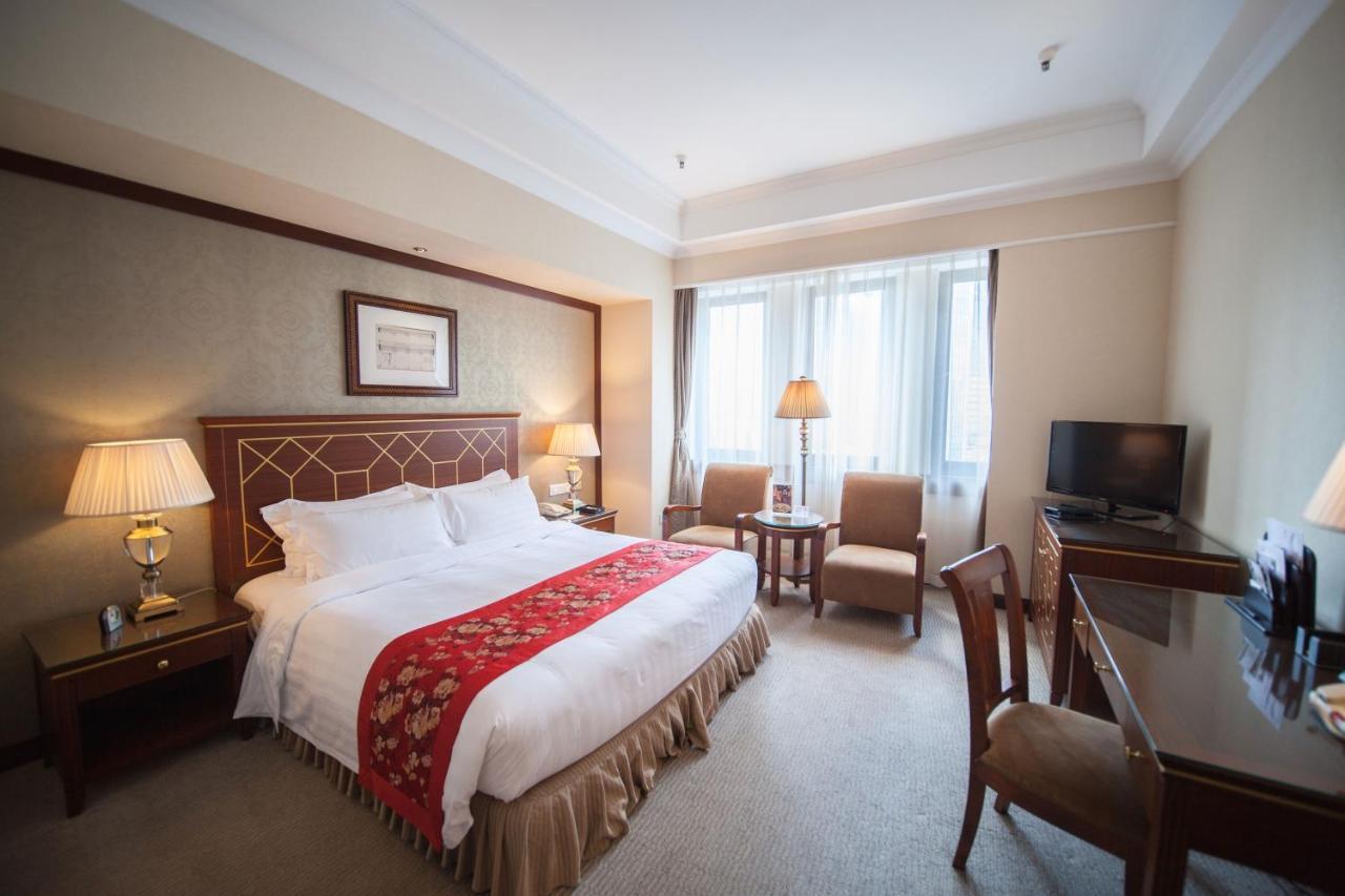 Jin Jiang Park Hotel Шанхай Экстерьер фото