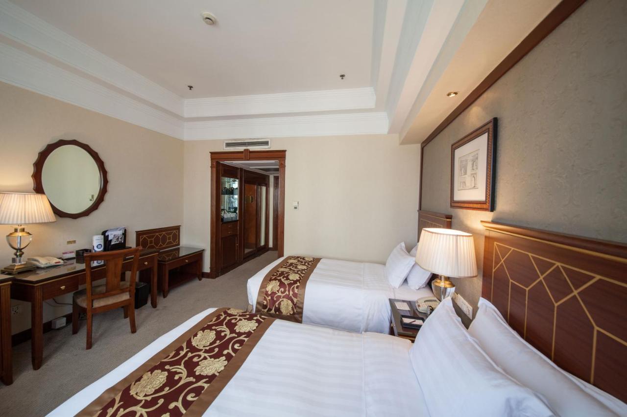 Jin Jiang Park Hotel Шанхай Экстерьер фото